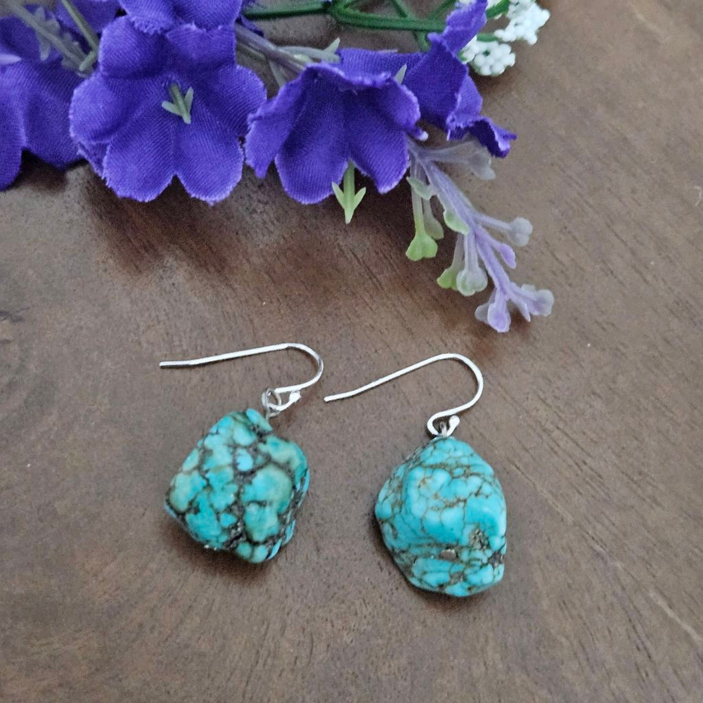 Vintage Sterling Silver Turquoise Nugget Stone Women's Earrings